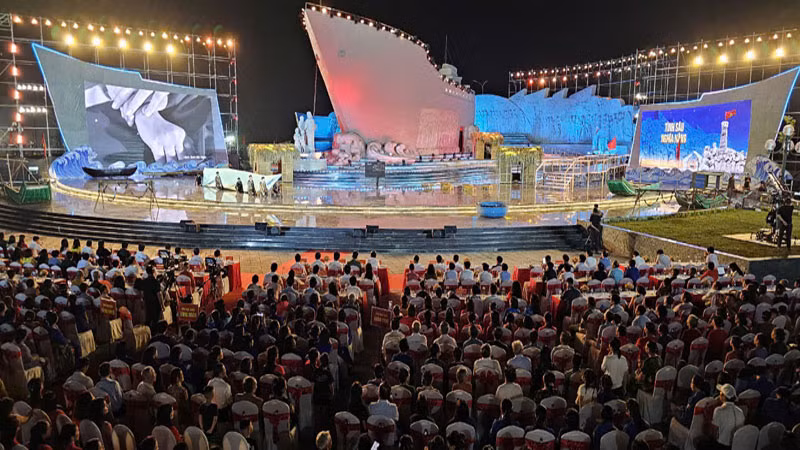 Quang cảnh điểm cầu Thanh Hóa.