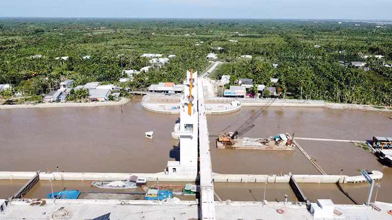 Dự án giúp giữ ngọt, ứng phó với các đợt xâm nhập mặn, bảo vệ vùng sản xuất 2 tỉnh Sóc Trăng và Hậu Giang.