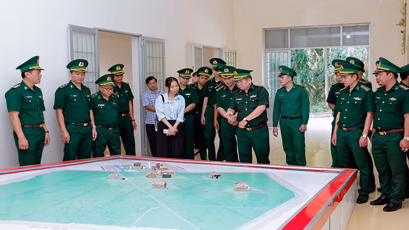 Tham quan, sinh hoạt truyền thống cách mạng tại Khu căn cứ Tỉnh ủy - Di tích Lịch sử cách mạng cấp quốc gia.