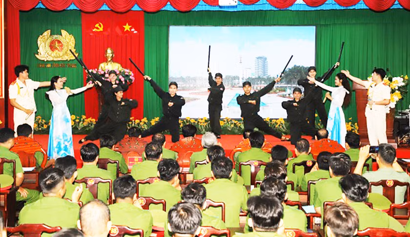 Cụm thi đua giao lưu văn hóa văn nghệ.