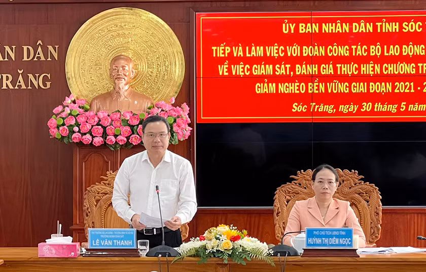 Thứ trưởng Lê Văn Thanh phát biểu tại buổi làm việc.