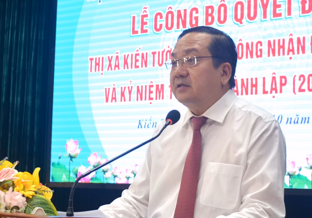 Phó Chủ tịch Ủy ban nhân dân tỉnh Long An Nguyễn Minh Lâm phát biểu tại buổi lễ.