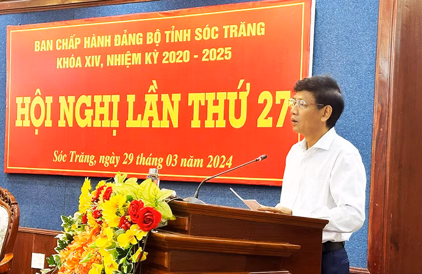 Bí thư Tỉnh ủy Sóc Trăng Lâm Văn Mẫn phát biểu chỉ đạo hội nghị.