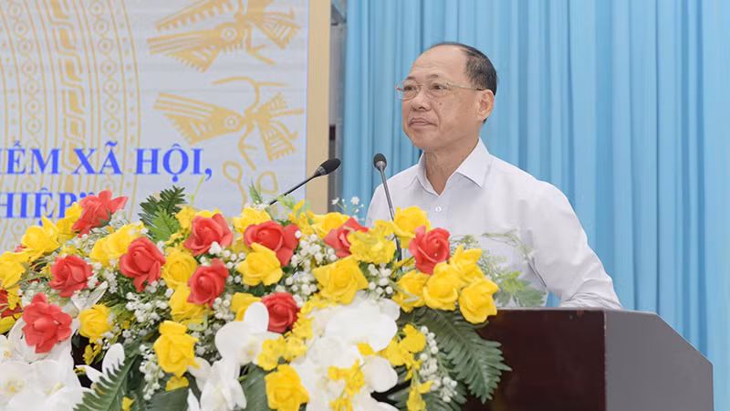 Trưởng Ban Tuyên giáo Tỉnh ủy Sóc Trăng Lâm Tấn Hòa phát biểu tại lễ phát động.