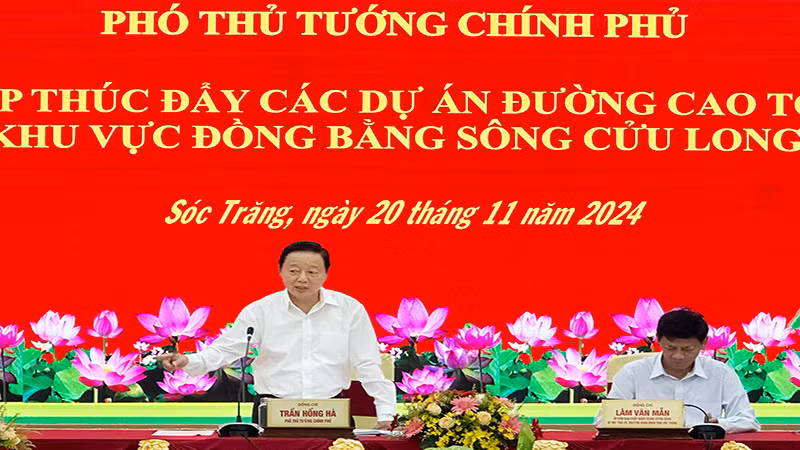 Phó Thủ tướng Trần Hồng Hà phát biểu chỉ đạo hội nghị.