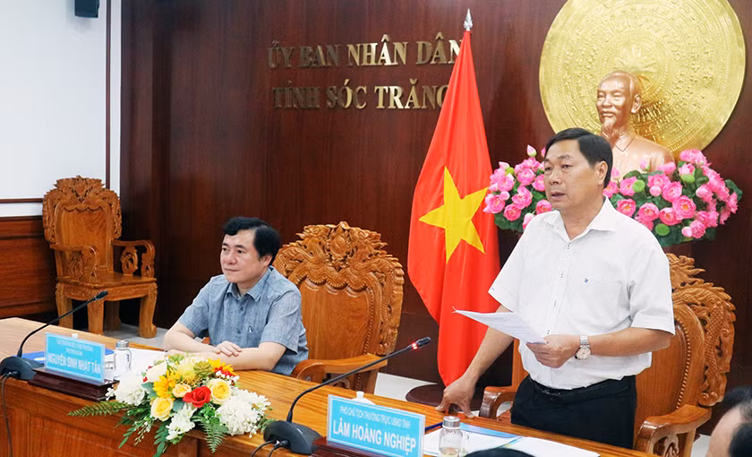 Phó Chủ tịch Ủy ban nhân dân tỉnh Sóc Trăng Lâm Hoàng Nghiệp cam kết phối hợp bảo đảm tiến độ dự án.