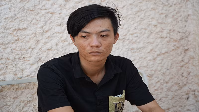 Đối tượng Nguyễn Hoàng Tiếng tại cơ quan Công an.