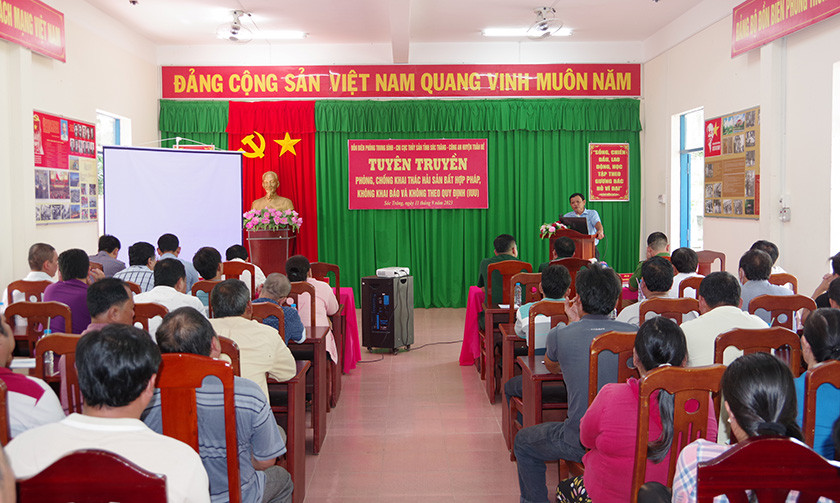 Buổi tuyên truyền giúp ngư dân hiểu rõ các quy định quốc tế về đánh bắt thủy sản 