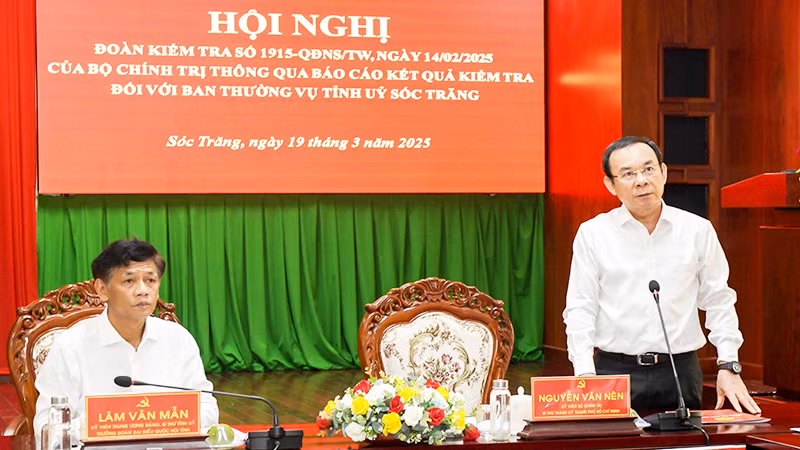 Đồng chí Nguyễn Văn Nên phát biểu tại hội nghị.