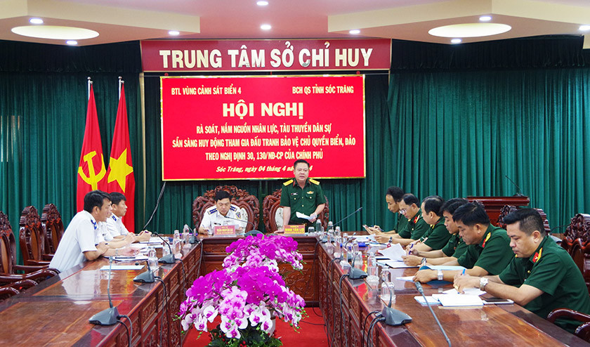 Quang cảnh buổi làm việc Bộ Tư lệnh Cảnh sát biển với Bộ Chỉ huy Quân sự tỉnh Sóc Trăng.