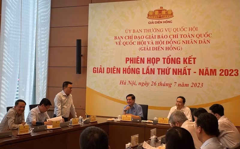 Các đại biểu khẳng định, Giải Diên Hồng tạo sức lan tỏa mạnh mẽ, ấn tượng nhiều mặt, thu hút sự quan tâm của cả hệ thống chính trị. Các đại biểu khẳng định, Giải Diên Hồng tạo sức lan tỏa mạnh mẽ, ấn tượng nhiều mặt, thu hút sự quan tâm của cả hệ thống chính trị.