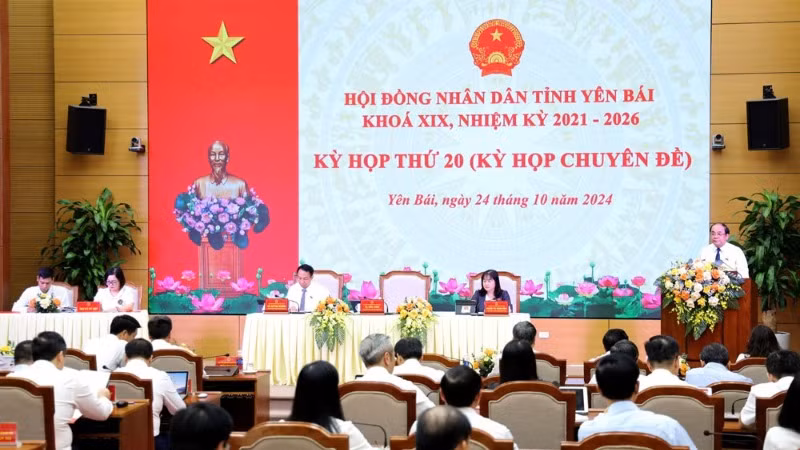 Quang cảnh kỳ họp chuyên đề. (Ảnh: THANH SƠN)