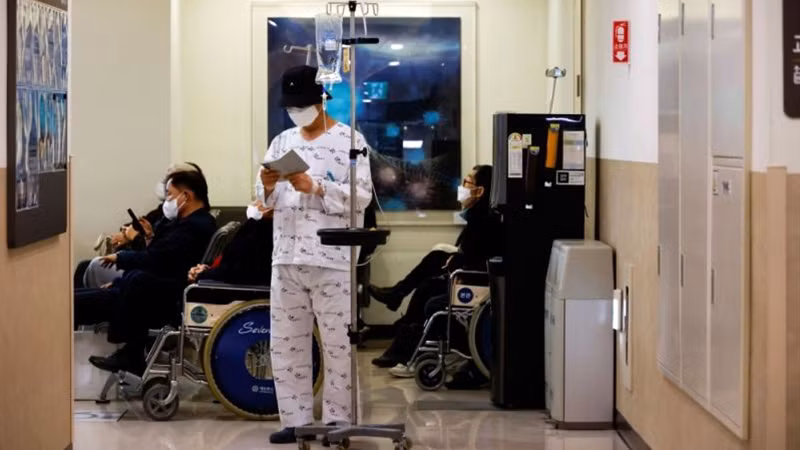 Hàn Quốc nâng cảnh báo nguy cơ khủng hoảng y tế lên mức “nghiêm trọng”.