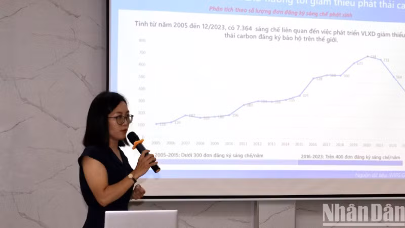 Chuyên gia phát biểu tại hội thảo.