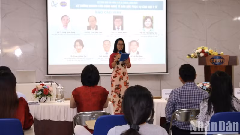 Quang cảnh hội thảo. Quang cảnh hội thảo.