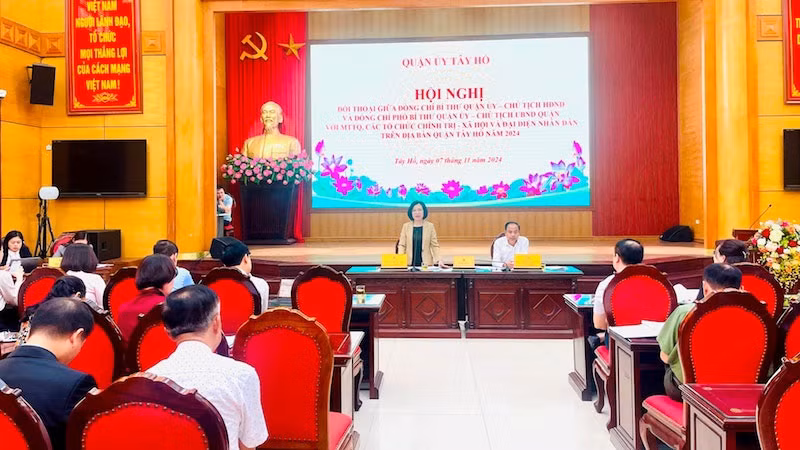 Quang cảnh buổi đối thoại.