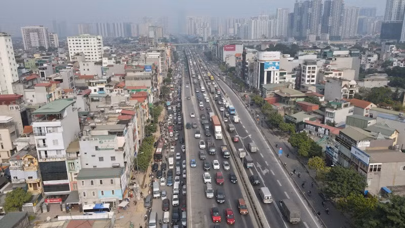 Các phương tiện cần lưu ý hướng đi lại để tránh ùn tắc trong dịp Tết 2025.