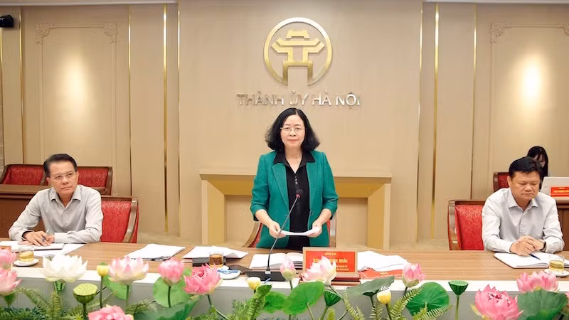 Đồng chí Bùi Thị Minh Hoài phát biểu kết luận hội nghị.