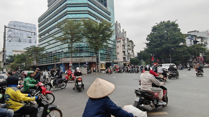 Nút giao Lê Duẩn-Nguyễn Khuyến-Cửa Nam (quận Hoàn Kiếm) sẽ được thí điểm tổ chức giao thông từ ngày 21/4. (Ảnh: Chu Đức)