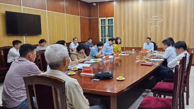 Lãnh đạo thành phố Hà Nội tiếp công dân theo quy định. (Ảnh: Tuấn Việt)