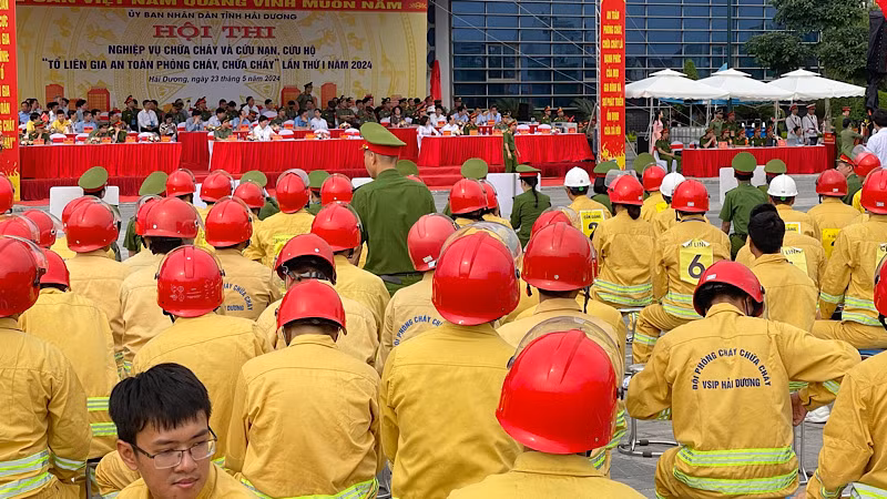 Các tổ liên gia phòng cháy chữa cháy dự hội thi.