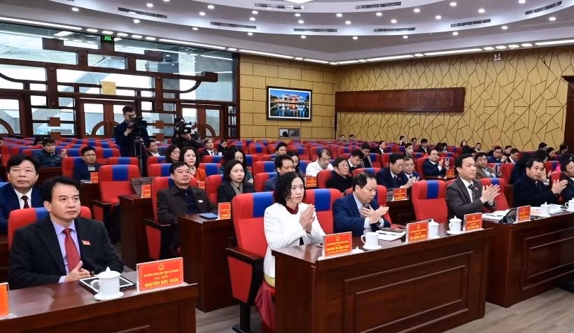 Hội đồng nhân dân tỉnh Hải Dương thông qua chính sách tặng quà đối tượng tham gia chiến dịch Điện Biên Phủ.