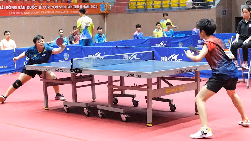 Các vận động viên thi đấu nội dung chung kết nội dung đồng đội nữ.