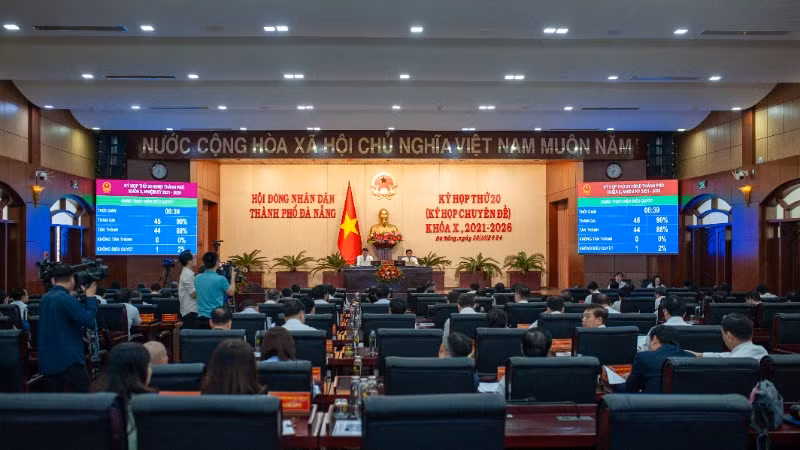 Quang cảnh kỳ họp lần thứ 20 Hội đồng nhân dân thành phố Đà Nẵng.