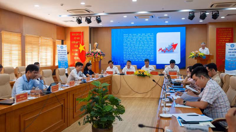 Quang cảnh hội nghị.