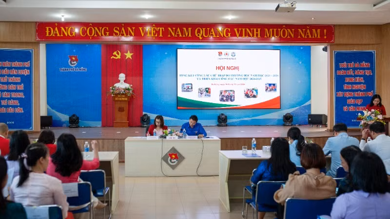 Quang cảnh hội nghị.