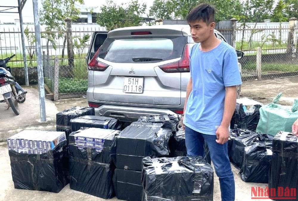 Đối tượng Nguyễn Duy Khánh cùng tang vật bị lực lượng chức năng phát hiện, bắt quả tang tại huyện Đức Huệ, tỉnh Long An.