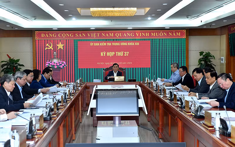 Kỳ họp thứ 37 của Ủy ban Kiểm tra Trung ương. (Ảnh ĐĂNG KHOA)