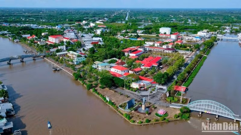 Diện mạo huyện Đầm Dơi sau 40 năm tái lập và phát triển.