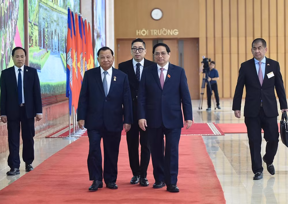 [Ảnh] Thủ tướng Phạm Minh Chính tiếp Chủ tịch Thượng viện Vương quốc Campuchia Samdech Say Chhum ảnh 3