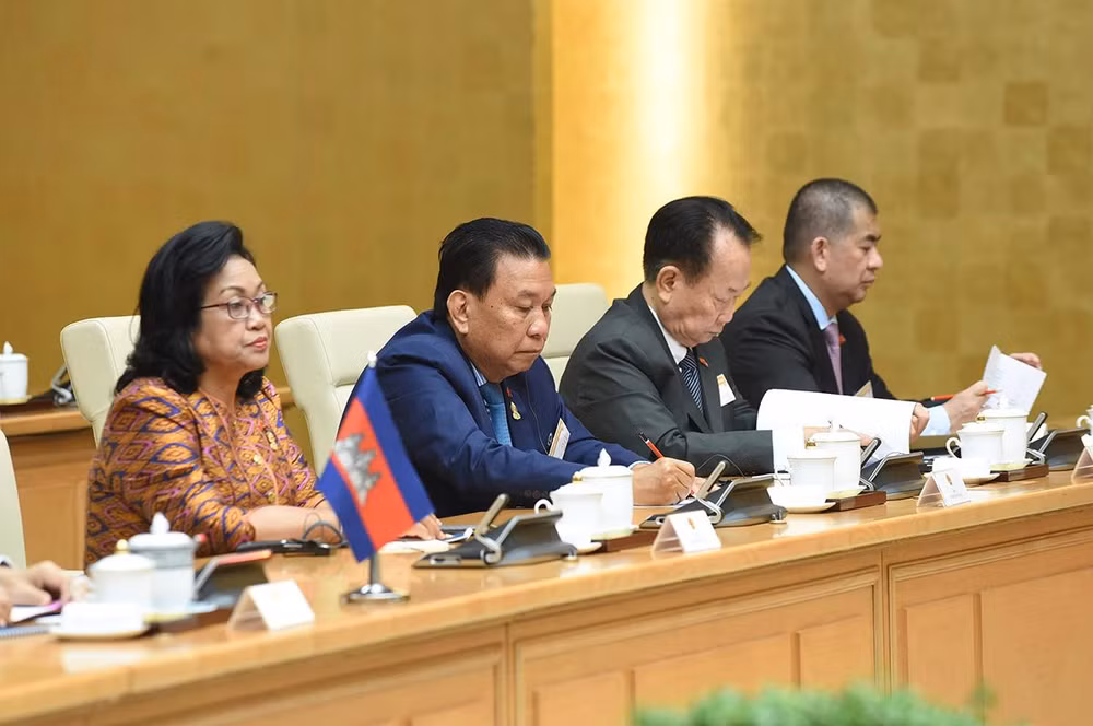 [Ảnh] Thủ tướng Phạm Minh Chính tiếp Chủ tịch Thượng viện Vương quốc Campuchia Samdech Say Chhum ảnh 10