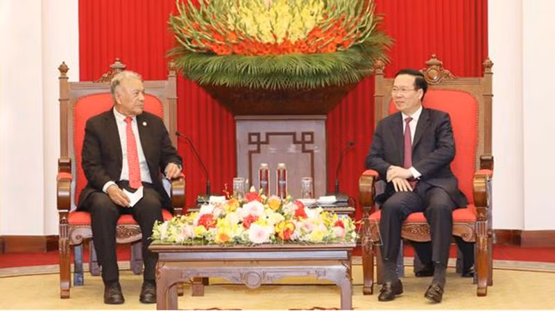 Thường trực Ban Bí thư Võ Văn Thưởng tiếp Tổng Bí thư Đảng Lao động Mexico Alberto Anaya Gutierrez. (Ảnh: TTXVN)