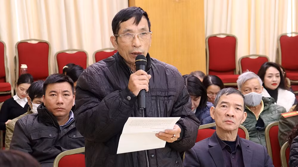 Cử tri Hoàn Kiếm phản ánh các vấn đề quan tâm.