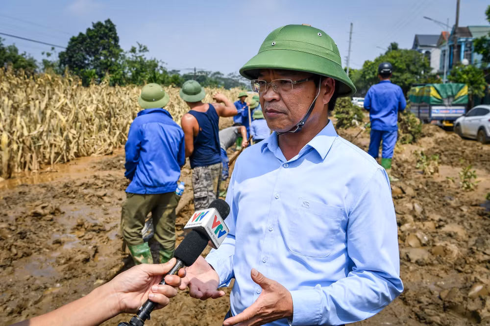 Ngày 15/9, ông Đặng Sỹ Mạnh, Bí thư Đảng ủy, Chủ tịch Hội đồng thành viên Tổng Công ty đường sắt Việt Nam cho biết, cơn bão số 3 vừa qua đã gây thiệt hại nặng nề cho ngành đường sắt.