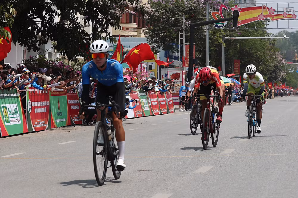 Chặng 4 được đánh giá là chặng quan trọng, có ý nghĩa quyết định tới các giải thưởng chung cuộc.