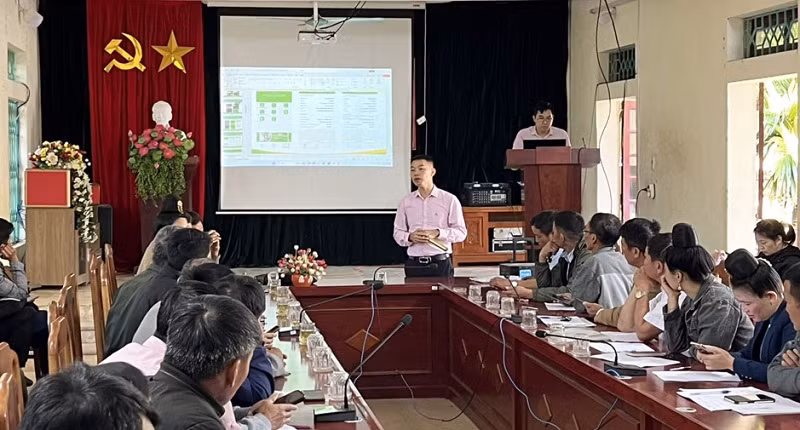 Ngân hàng Chính sách xã hội tỉnh Điện Biên tập huấn, triển khai ứng dụng quản lý tín dụng chính sách đến các tổ chức nhận ủy thác quản lý vốn vay.