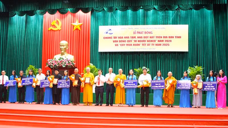 An Giang phát động chung tay vì người nghèo