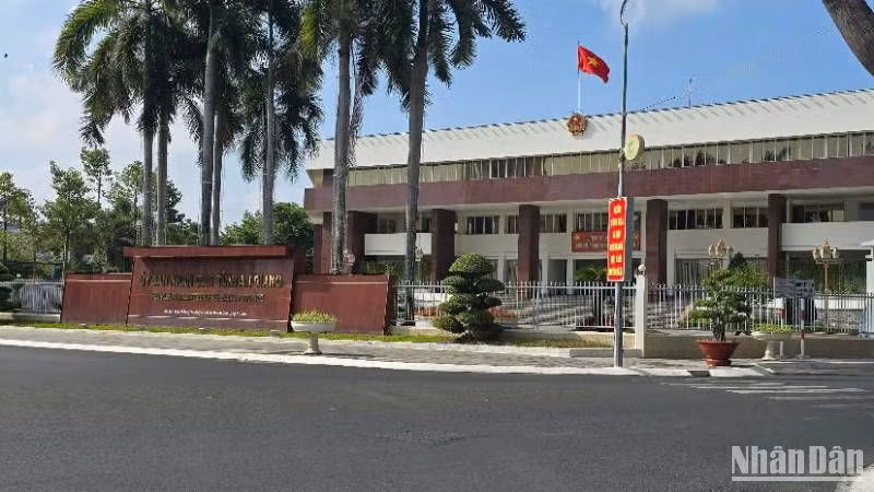 Trụ sở Ủy ban nhân dân tỉnh An Giang 