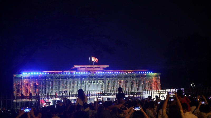 Khu vực Hội trường Thống nhất thực hiện hạn chế phương tiện lưu thông. (Ảnh: THẾ ANH)