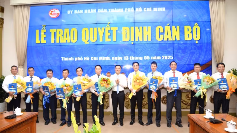 Sở Xây dựng Thành phố Hồ Chí Minh có 10 phó giám đốc.