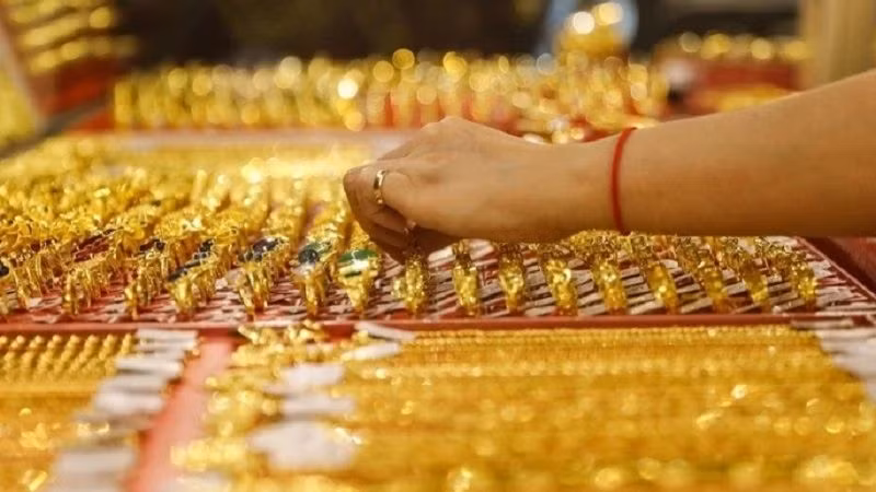 Giá vàng ngày 11/1: Vàng miếng SJC tăng mạnh, chênh lệch mua-bán dần thu hẹp