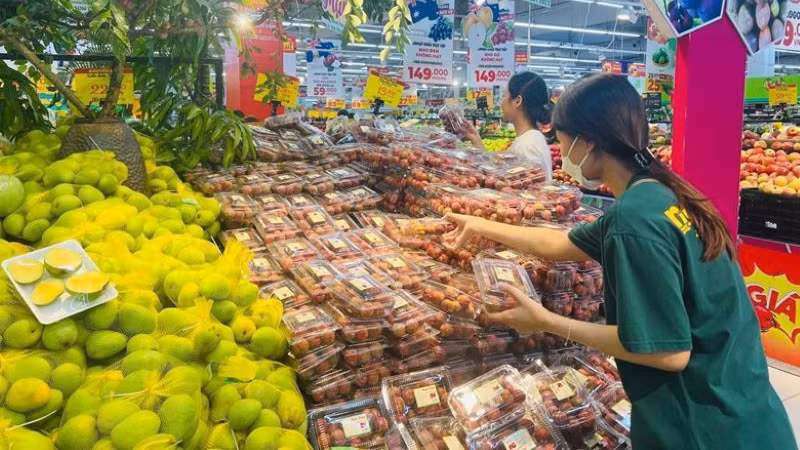 Tuần lễ mận và nông sản an toàn thu hút sự tham gia của 30 gian hàng trưng bày, giới thiệu và trưng bày các sản phẩm OCOP, sản phẩm nông sản an toàn.