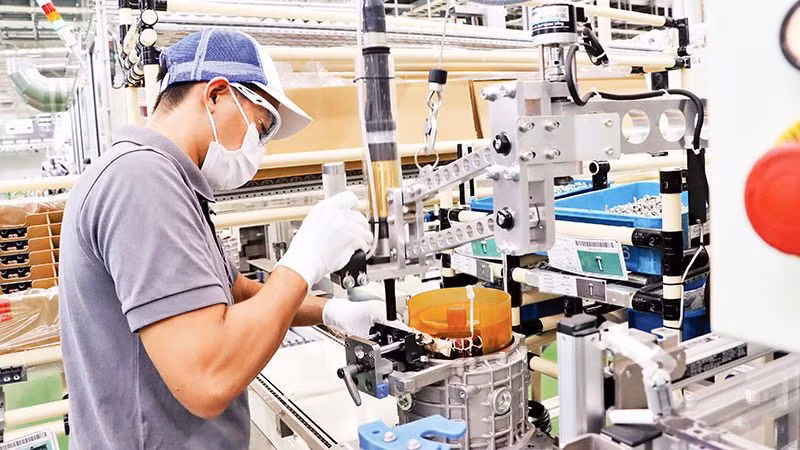 Sản xuất tại một doanh nghiệp ở Đồng Nai. (Ảnh: THIÊN VƯƠNG)