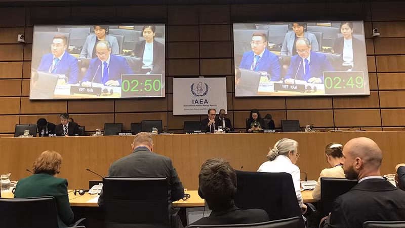 Ðại diện thường trực Việt Nam tại IAEA, Ðại sứ Nguyễn Trung Kiên phát biểu tại cuộc họp. (Ảnh: baoquocte.vn)