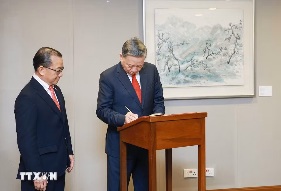 [Ảnh] Tổng Bí thư Tô Lâm gặp Chủ tịch Quốc hội Singapore Seah Kian Peng ảnh 3
