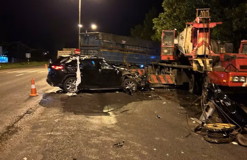 Hiện trường vụ TNGT xảy ra lúc 0h20 ngày 19/7 tại Km 800+700 Ql1A 